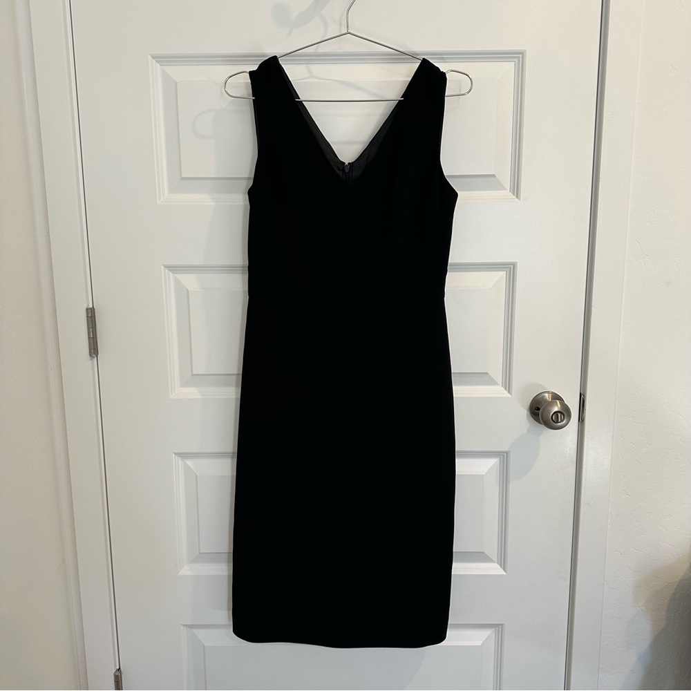 Hobbs London Elegant Black Sleeveless Dress